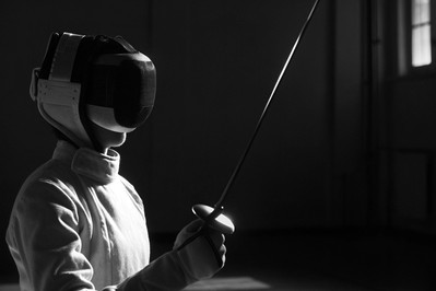 Athlete training attention in VR fencing simulation