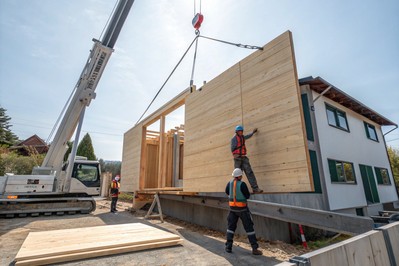 Montaža panela kranom