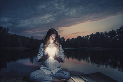 How Self-Compassion Transforms Self-Limiting Beliefs: Practical Tools from CBT, Mindfulness, and Beyond